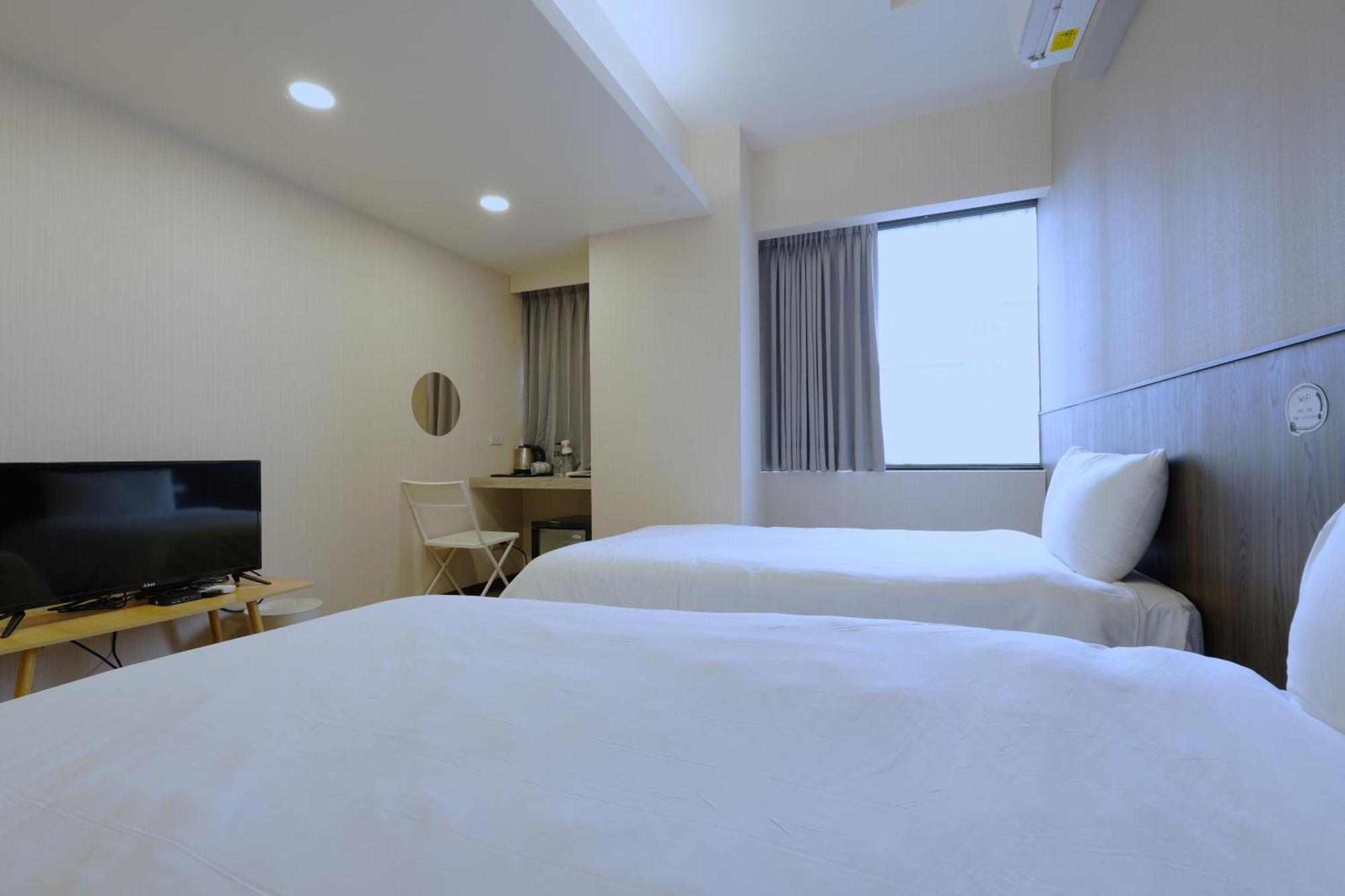 Kings Hotel Yilan Exterior foto